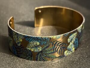 Vintage Gold Tone Tropical Leaf Cuff Bracelet Blue Green Botanical Size 7